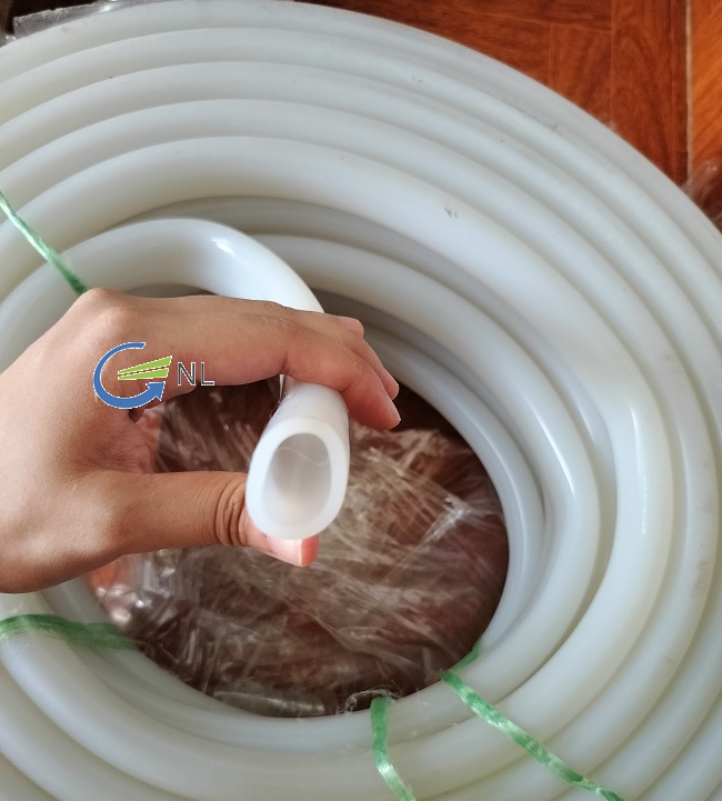 ống silicone chịu nhiệt dẻo - ống Nguyên Lâm - Công Ty TNHH Thương Mại Và Dịch Vụ Nguyên Lâm