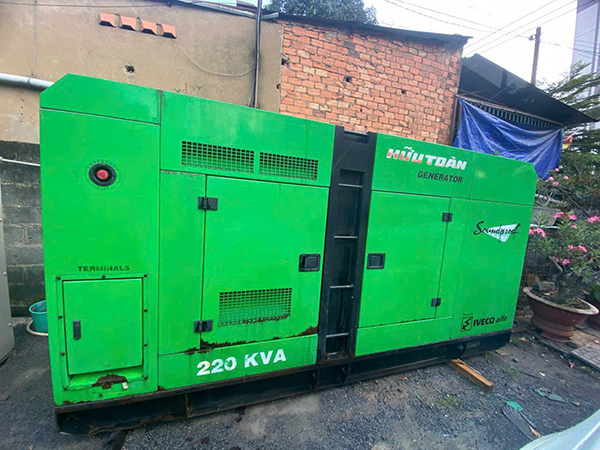 Máy phát điện 3 pha 220kVA - Máy Phát Điện An Thịnh Phát - Công Ty TNHH Kỹ Thuật Công Nghiệp An Thịnh Phát