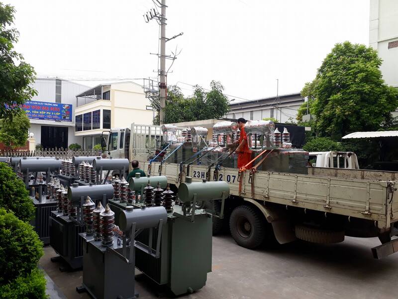Hình ảnh vận chuyển máy biến áp