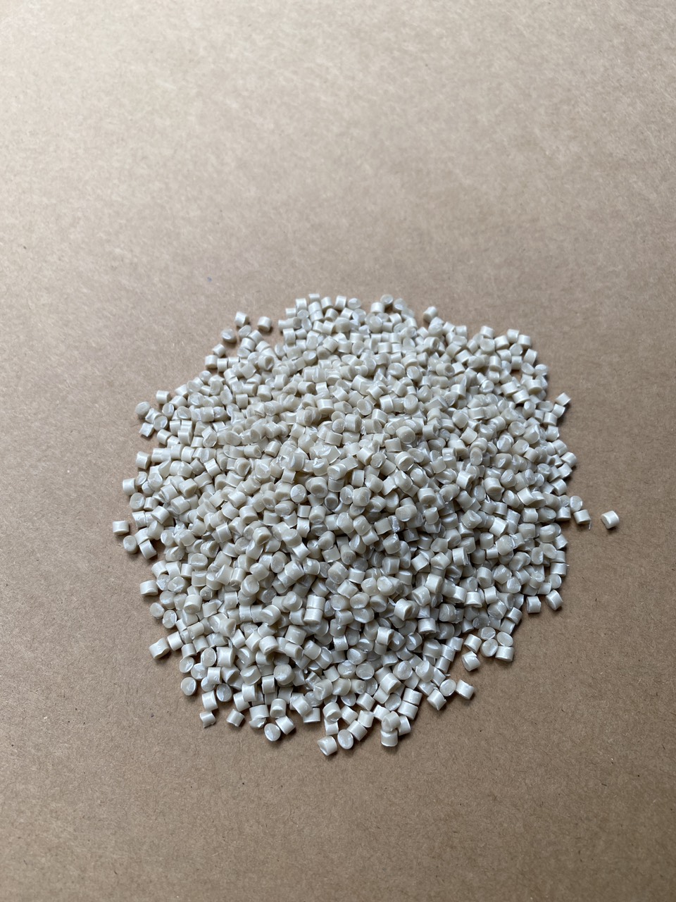 Hạt nhựa phân hủy sinh học Compostable - Công Ty CP Công Nghệ Phát Triển Igreen