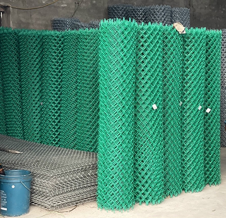 Lưới thép bọc nhựa - Lưới Thép Trần Vũ Nguyên - Công Ty TNHH Sản Xuất Và Kinh Doanh Trần Vũ Nguyên