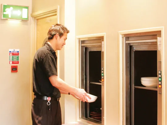 Thang máy thực phẩm - Thang Máy Hitechco - Công Ty Cổ Phần Hitechco Việt Nam