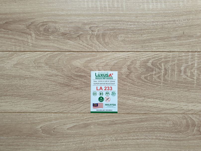 Sàn gỗ Luxus - Công Ty TNHH Thương Mại Và Dịch Vụ Richy Floor