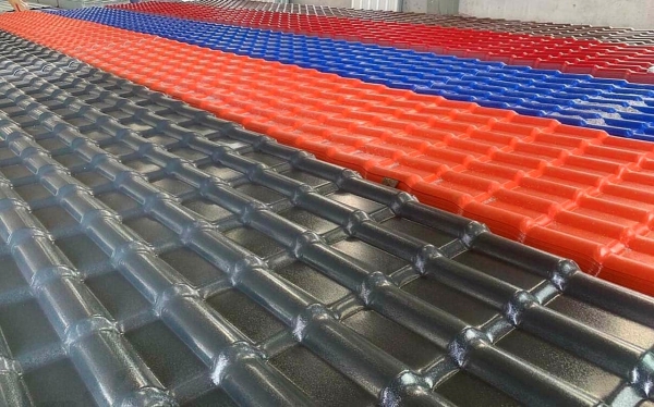 Ngói nhựa PVC - Công Ty TNHH Xây Dựng Và Quảng Cáo Đại Nghĩa