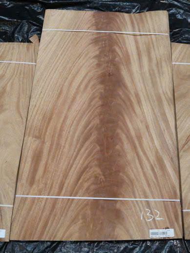 Ván gỗ Okume Crotch - Ván Gỗ Veneer Thụy Thái - Công Ty TNHH Thụy Thái