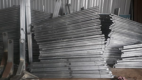 Giàn giáo kẽm - Giàn Giáo Xây Dựng Thủy Lợi - Công Ty TNHH Thiết Bị Xây Dựng Thủy Lợi