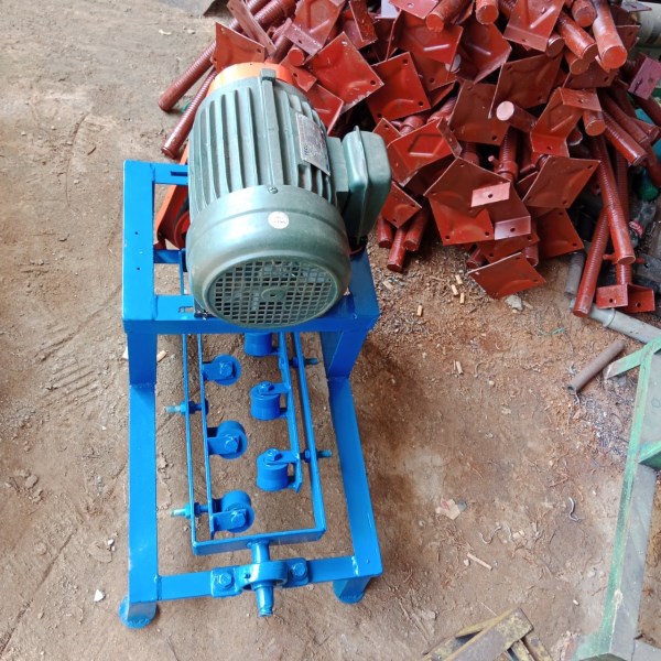 Máy duỗi sắt - Giàn Giáo Xây Dựng Thủy Lợi - Công Ty TNHH Thiết Bị Xây Dựng Thủy Lợi