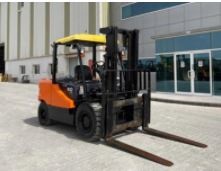 Xe nâng dầu Doosan 5 tấn