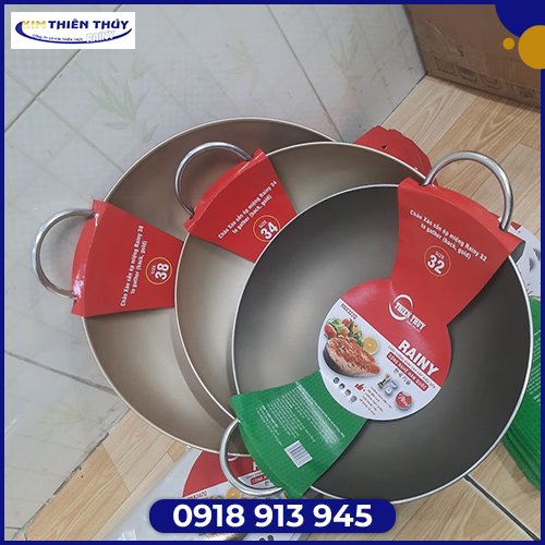 Chảo xào sần đáy ép miệng