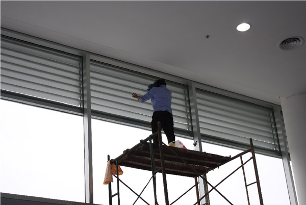 Dịch vụ vệ sinh công nghiệp