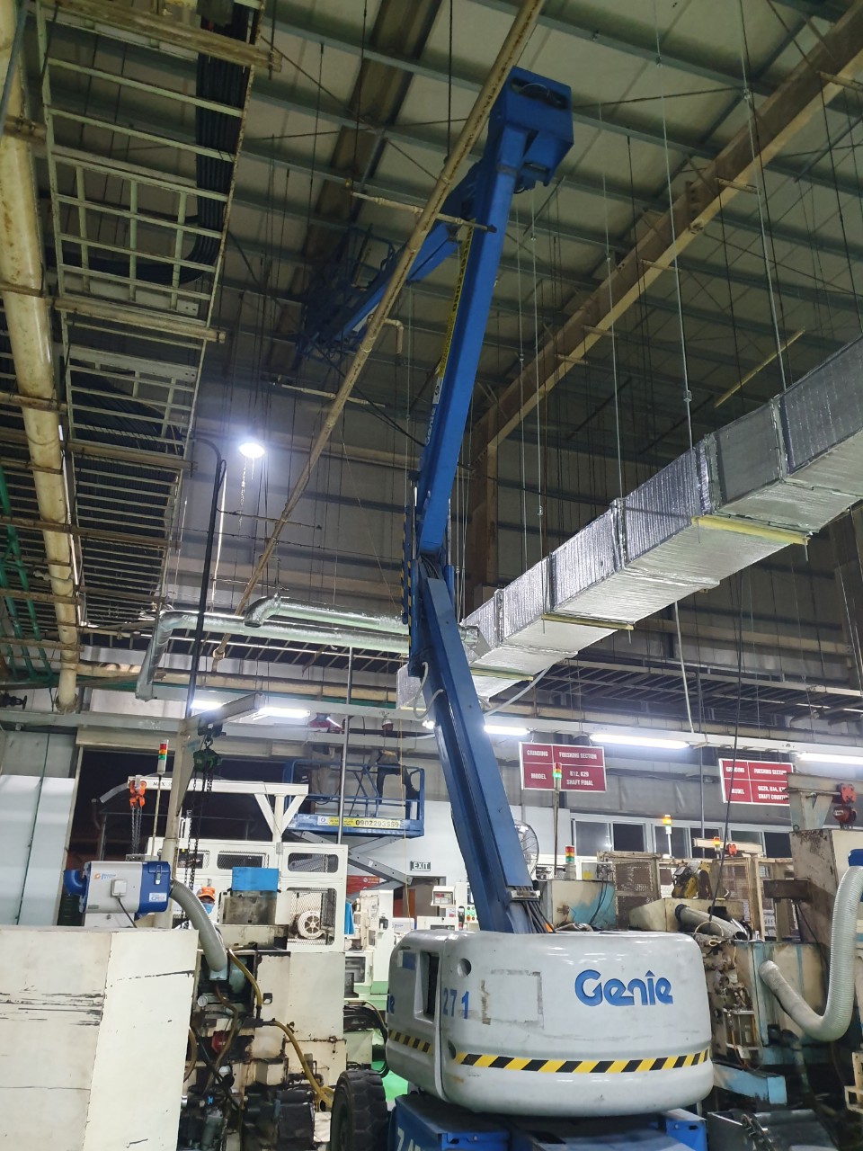 Xe nâng người Genie - Xe Nâng Người Bằng Thịnh - Công Ty TNHH Bằng Thịnh