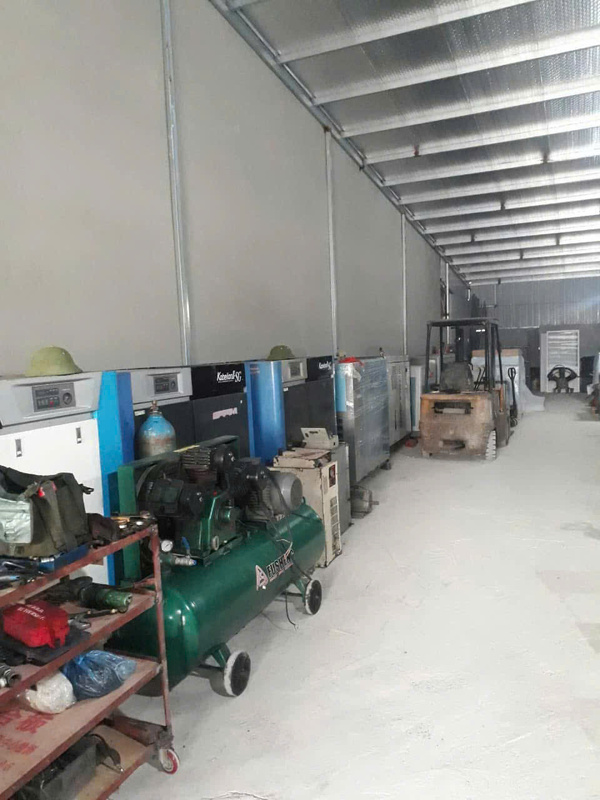 Hình ảnh kho máy nén khí Hùng Anh