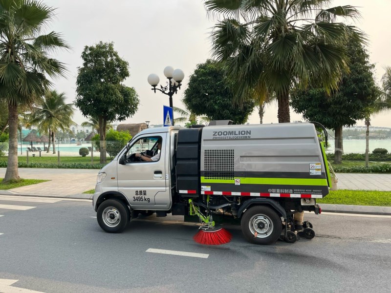 Xe rác - Máy Móc Xây Dựng Zoom - Chi Nhánh Công Ty Cổ Phần Zoom Việt Nam