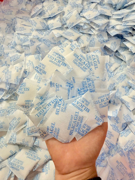 Gói chống ẩm silica gel