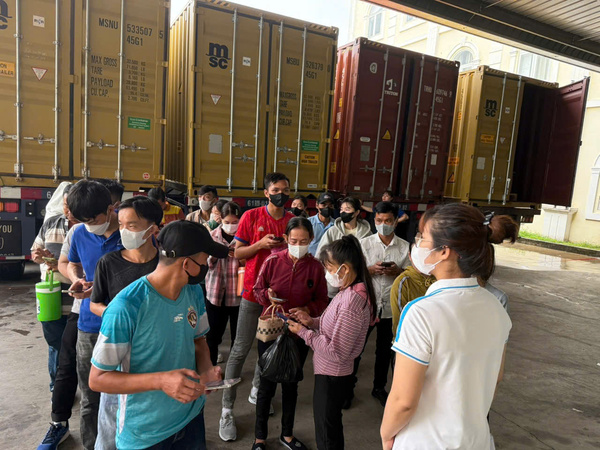 Bàn giao người lao động