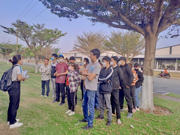 Bàn giao người lao động