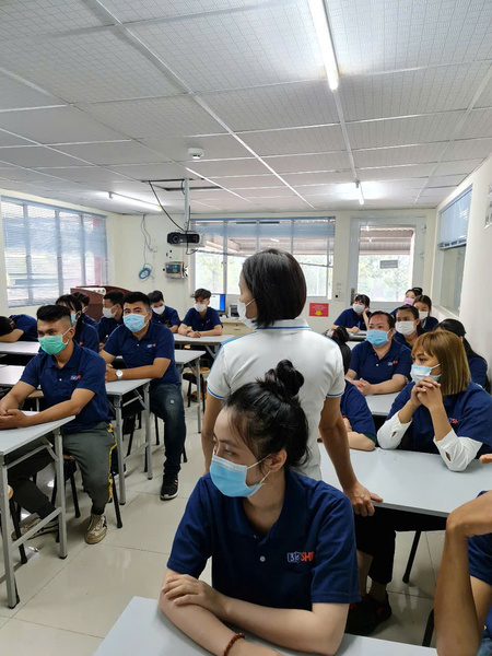 Đào tạo định hướng (an toàn và quy định)