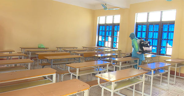 Tạp vụ trường học