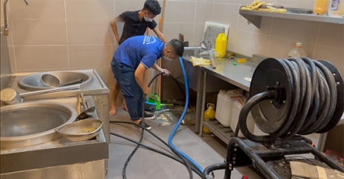 Thông tắc cống