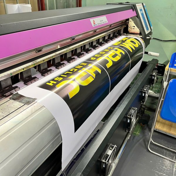 Gia công in logo bằng decal sữa - In ấn Quảng Cáo Mạnh Dũng - Công Ty Cổ Phần Quảng Cáo Mạnh Dũng