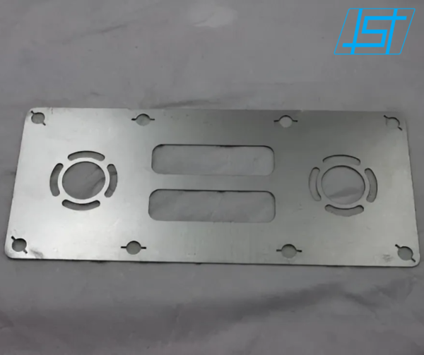 Gia công cắt laser theo bản vẽ - Cơ Khí Sunghwa Precision - Công Ty TNHH Sunghwa Precision Việt Nam