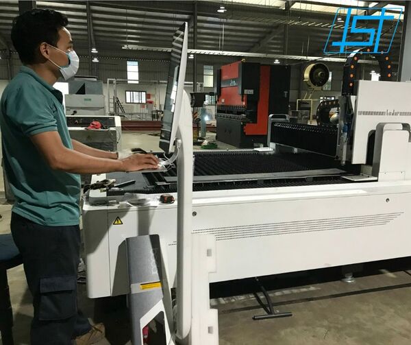 Máy móc thiết bị - Cơ Khí Sunghwa Precision - Công Ty TNHH Sunghwa Precision Việt Nam