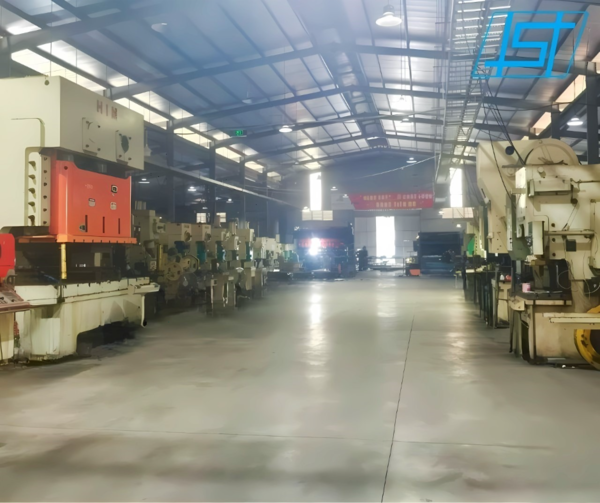 Hình ảnh nhà xưởng - Cơ Khí Sunghwa Precision - Công Ty TNHH Sunghwa Precision Việt Nam
