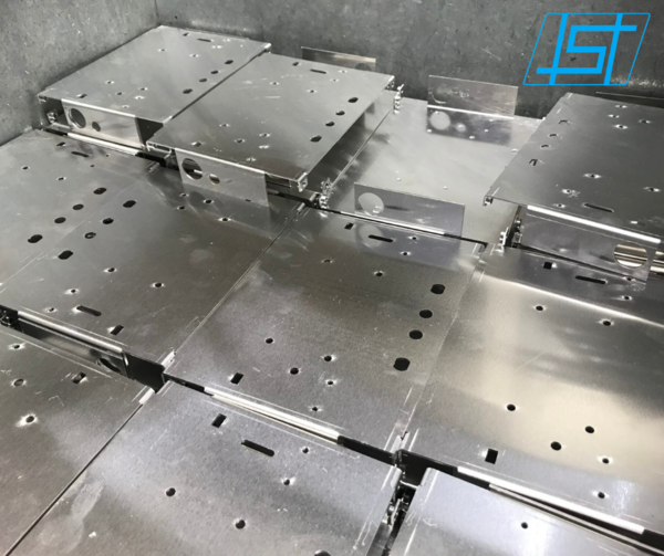 Sản phẩm đột dập kim loại - Cơ Khí Sunghwa Precision - Công Ty TNHH Sunghwa Precision Việt Nam