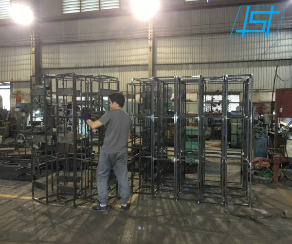 Sản xuất gia công giá kệ thép - Cơ Khí Sunghwa Precision - Công Ty TNHH Sunghwa Precision Việt Nam