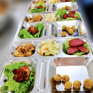 Suất ăn công nghiệp - Suất Ăn Công Nghiệp Cơm Kim Oanh - Công Ty TNHH Suất Ăn Công Nghiệp Cơm Kim Oanh
