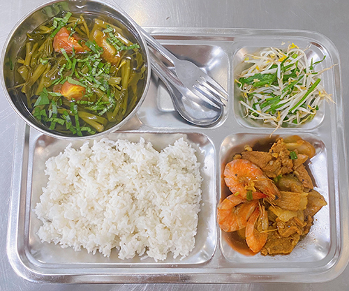 Suất ăn công nghiệp - Suất Ăn Công Nghiệp Cơm Kim Oanh - Công Ty TNHH Suất Ăn Công Nghiệp Cơm Kim Oanh