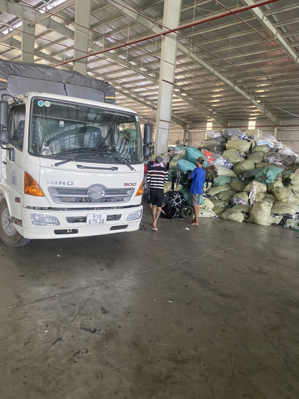 Hình ảnh đội xe công ty Quyết Thắng