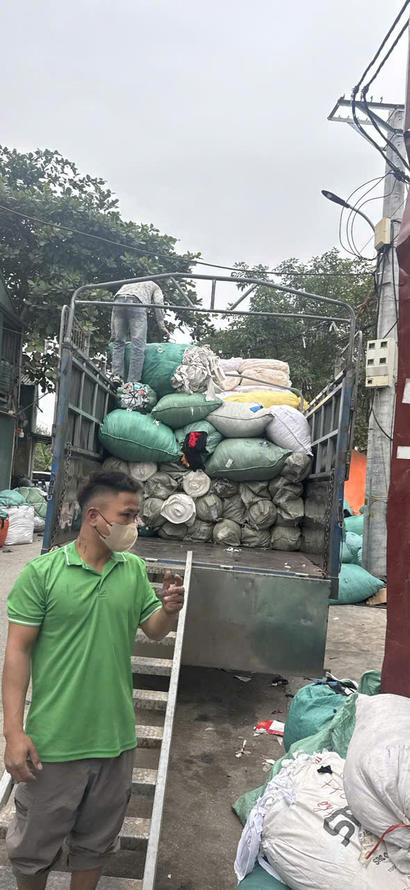 Thu mua vải vụn