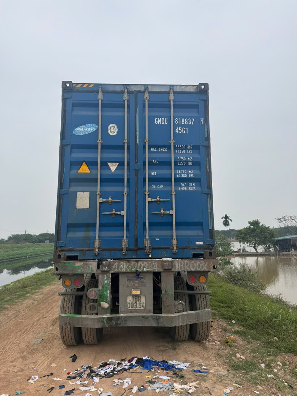 Thu mua vải vụn