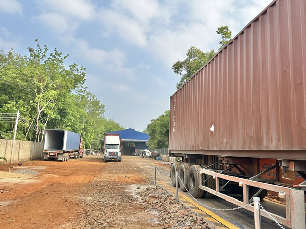  - Thức Ăn Chăn Nuôi Ân Phát - Công Ty TNHH Thương Mại Dịch Vụ Xuất Nhập Khẩu Ân Phát