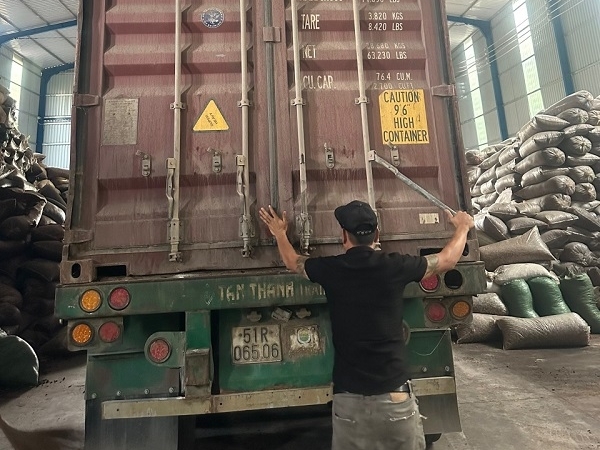 Hình ảnh nhà xưởng Ân Phát - Nguyên Liệu Sản Xuất Thức Ăn Chăn Nuôi Ân Phát - Công Ty TNHH Thương Mại Dịch Vụ Xuất Nhập Khẩu Ân Phát