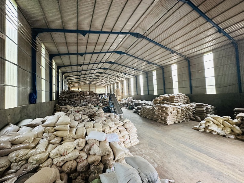 Hình ảnh nhà xưởng Ân Phát - Nguyên Liệu Sản Xuất Thức Ăn Chăn Nuôi Ân Phát - Công Ty TNHH Thương Mại Dịch Vụ Xuất Nhập Khẩu Ân Phát