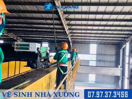 Dịch vụ vệ sinh nhà xưởng - Vệ Sinh Công Nghiệp An Khang - Công Ty Cổ Phần Tập Đoàn Vệ Sinh Chuyên Nghiệp An Khang
