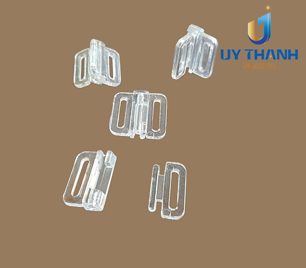 Móc nhựa cài áo ngực màu trắng trong - Uy Thành Plastic - Công Ty TNHH Uy Thành Plastic