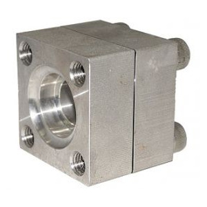 Bích vuông tiêu chuẩn SSAB