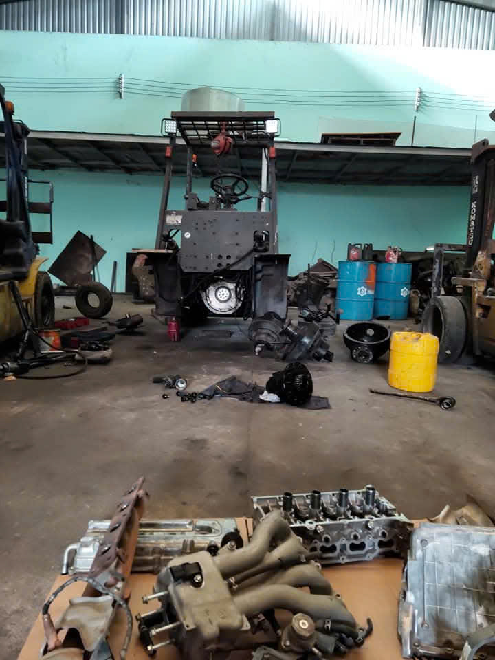 Sửa chữa xe nâng