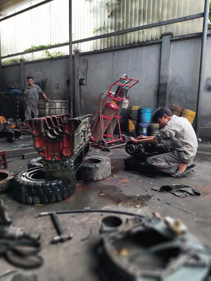 Sửa chữa xe nâng