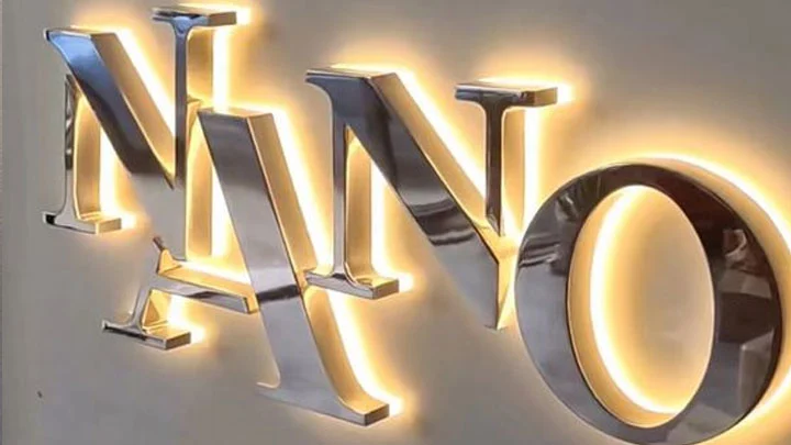 Bảng hiệu chữ inox