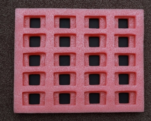 Khay PE foam chia ô