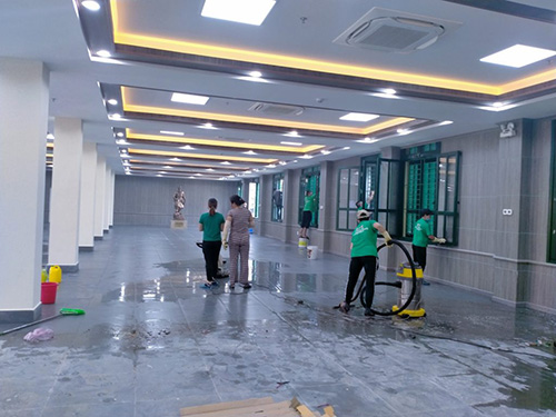 Công trình vệ sinh văn phòng tòa nhà - Vệ Sinh Công Nghiệp Phát Đạt - Công Ty TNHH Thương Mại Dịch Vụ Làm Sạch Phát Đạt