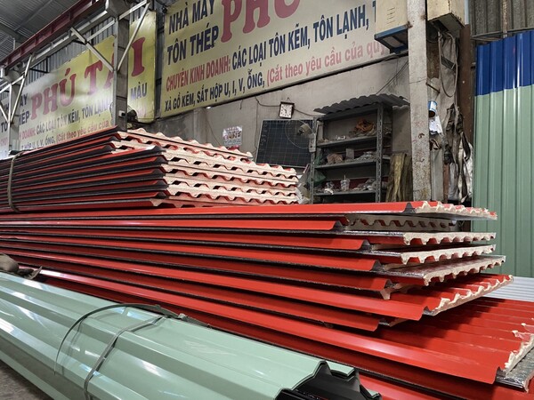 Tôn PU cách nhiệt