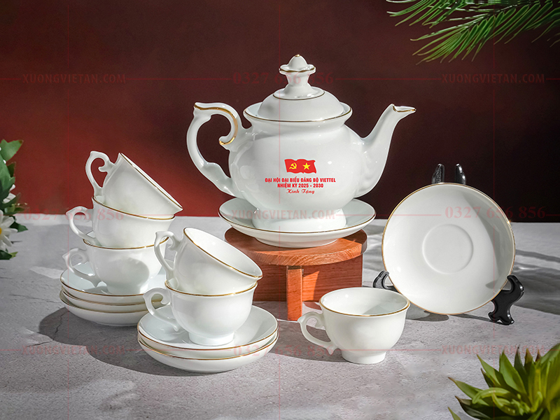 Bộ ấm chén Đại hội Đảng - Công Ty Cổ Phần Đầu Tư Thương Mại Và Sản Xuất Việt An