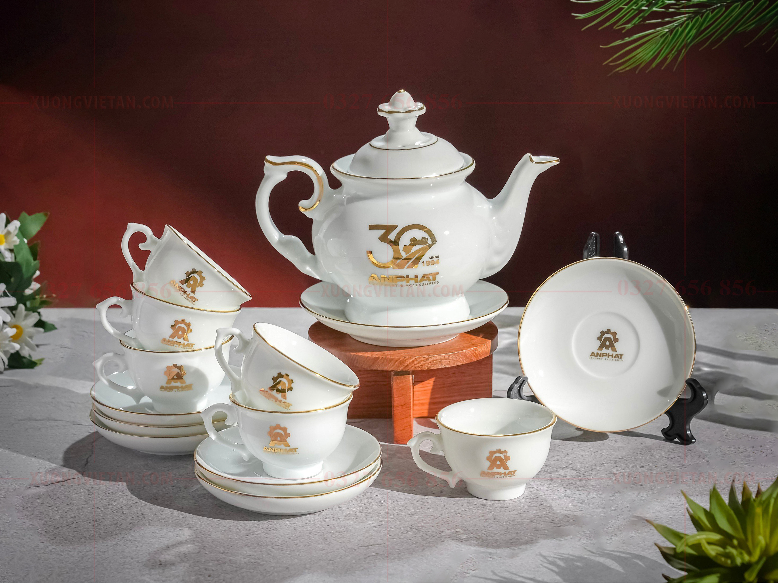 Bộ ấm chén in logo - Công Ty Cổ Phần Đầu Tư Thương Mại Và Sản Xuất Việt An