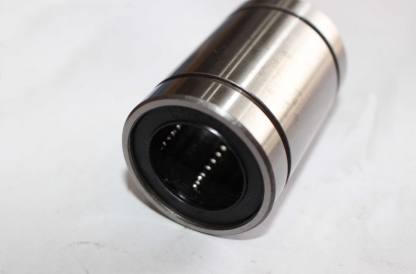 Bạc đạn trượt LM