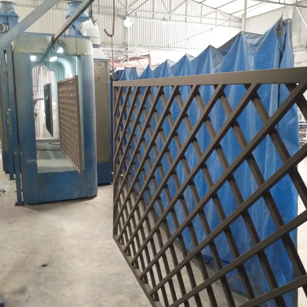 Hình ảnh nhà xưởng Hải Thịnh Phát - Sơn Tĩnh Điện Hải Thịnh Phát - Công Ty TNHH Kỹ Thuật Công Nghệ Sơn Hải Thịnh Phát